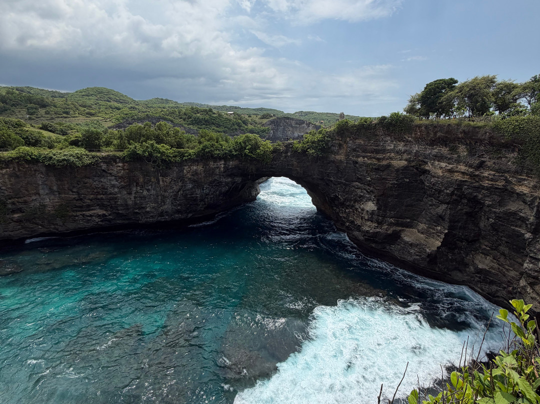 Lovina Bali Transport-新加拉惹必去景点