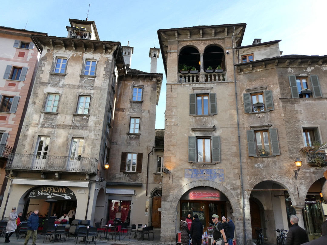 Palazzo San Francesco-多莫多索拉必去景点