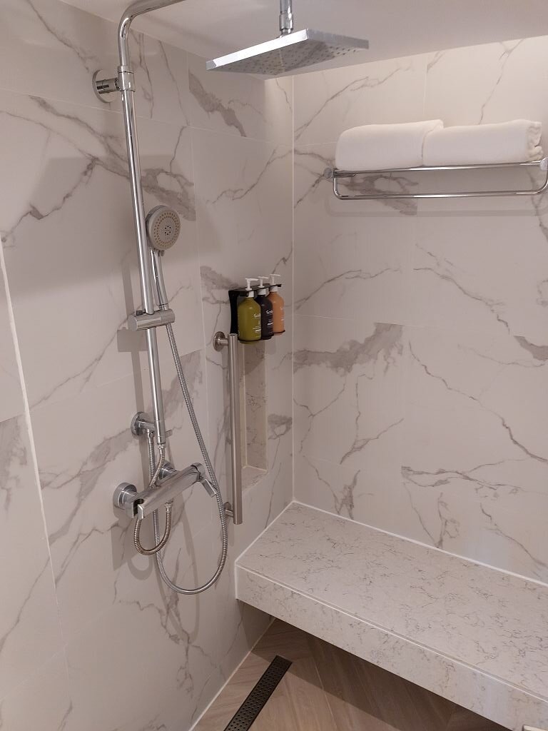 普吉假日度假村，IHG旗下-浴室