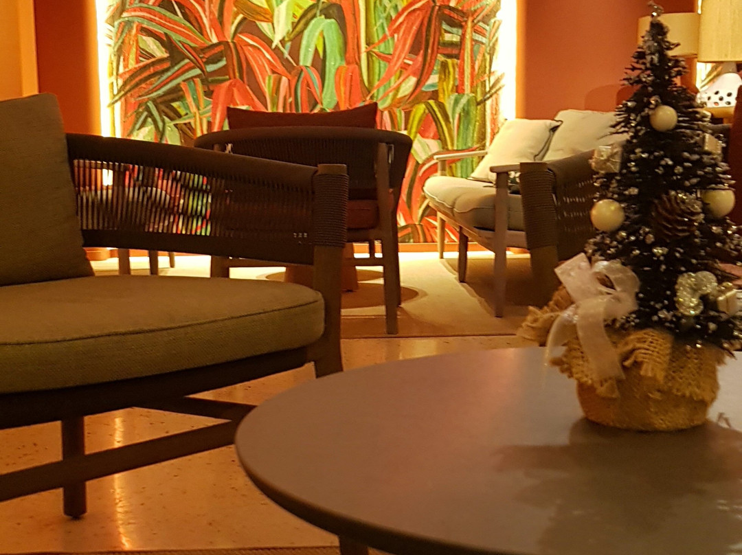 拿破仑酒店主图