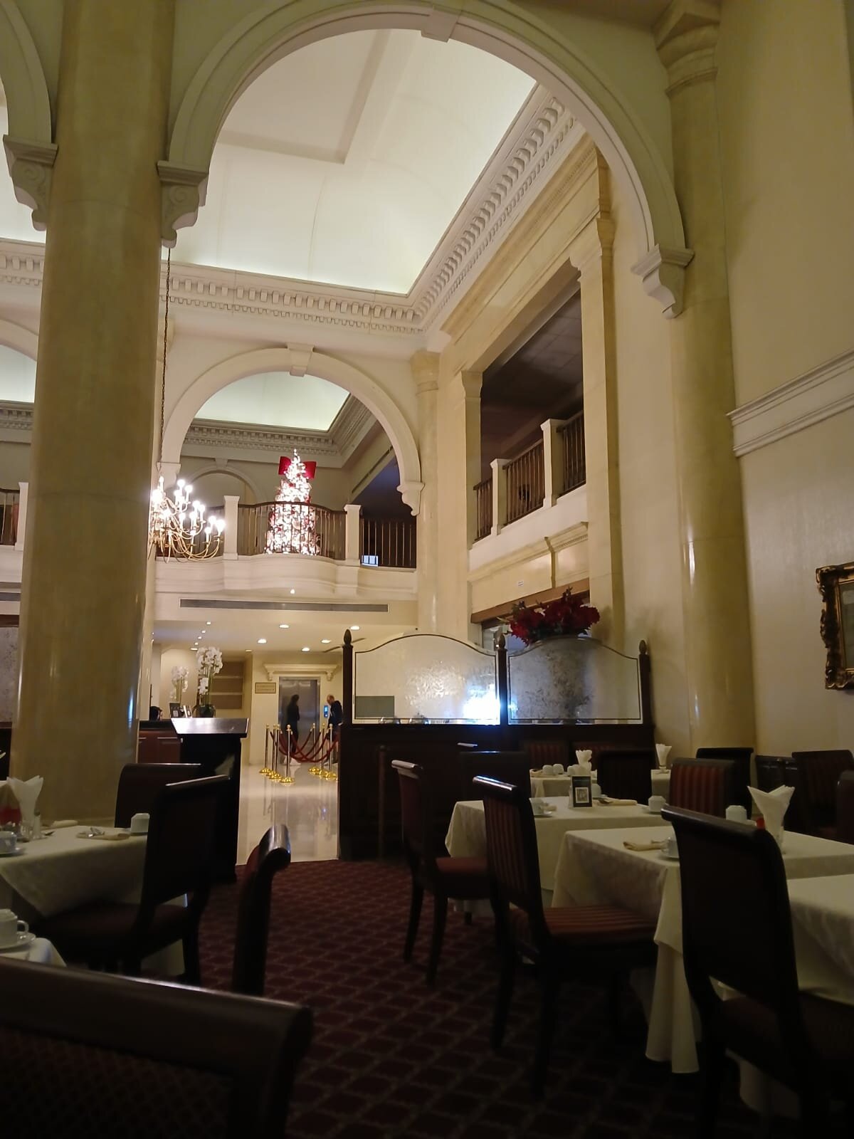 萨菲皇家豪华酒店-官方