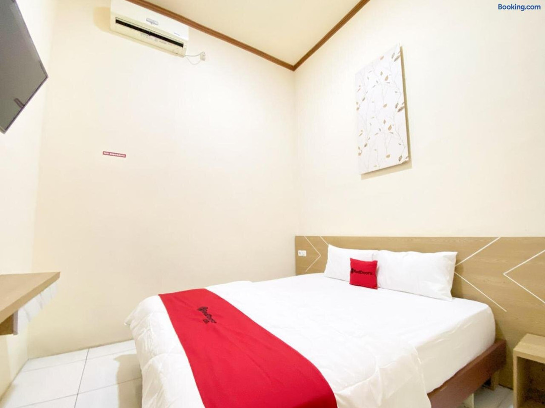 Reddoorz Syariah At Jatiroto Lumajang