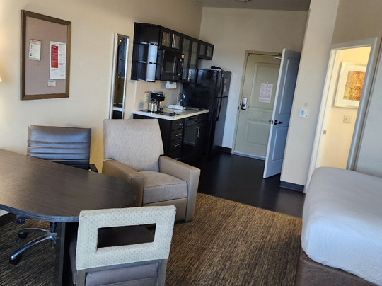 Candlewood Suites Bethlehem South by IHG主图