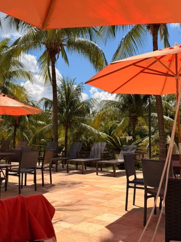 奥林匹亚庆祝度假村 - 热海滩-泳池