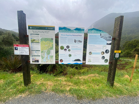 Blue Pools Track-瓦纳卡必去景点