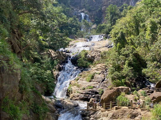 Charli Tours-亚洪加拉必去景点