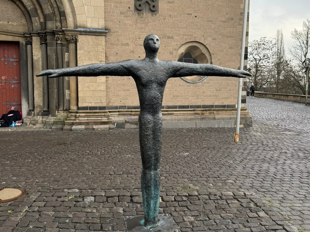Mensch mit ausgebreiteten Armen-门兴格拉德巴赫必去景点