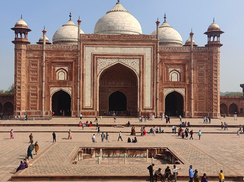 Universal Taj Tours-阿格拉必去景点