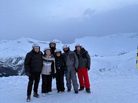 Auron Motoneiges-Auron必去景点