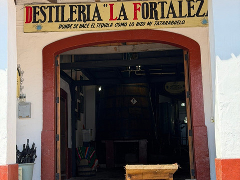 De Koppere Travel PV-瓦拉塔港必去景点