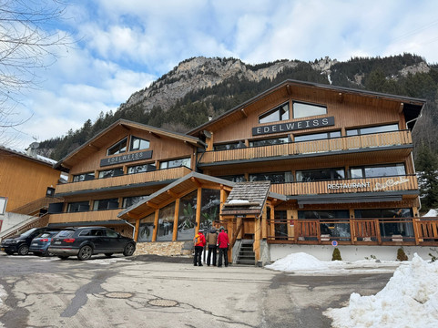 Hotel l'Edelweiss主图