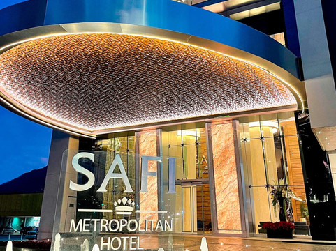 萨菲皇家豪华大都会酒店