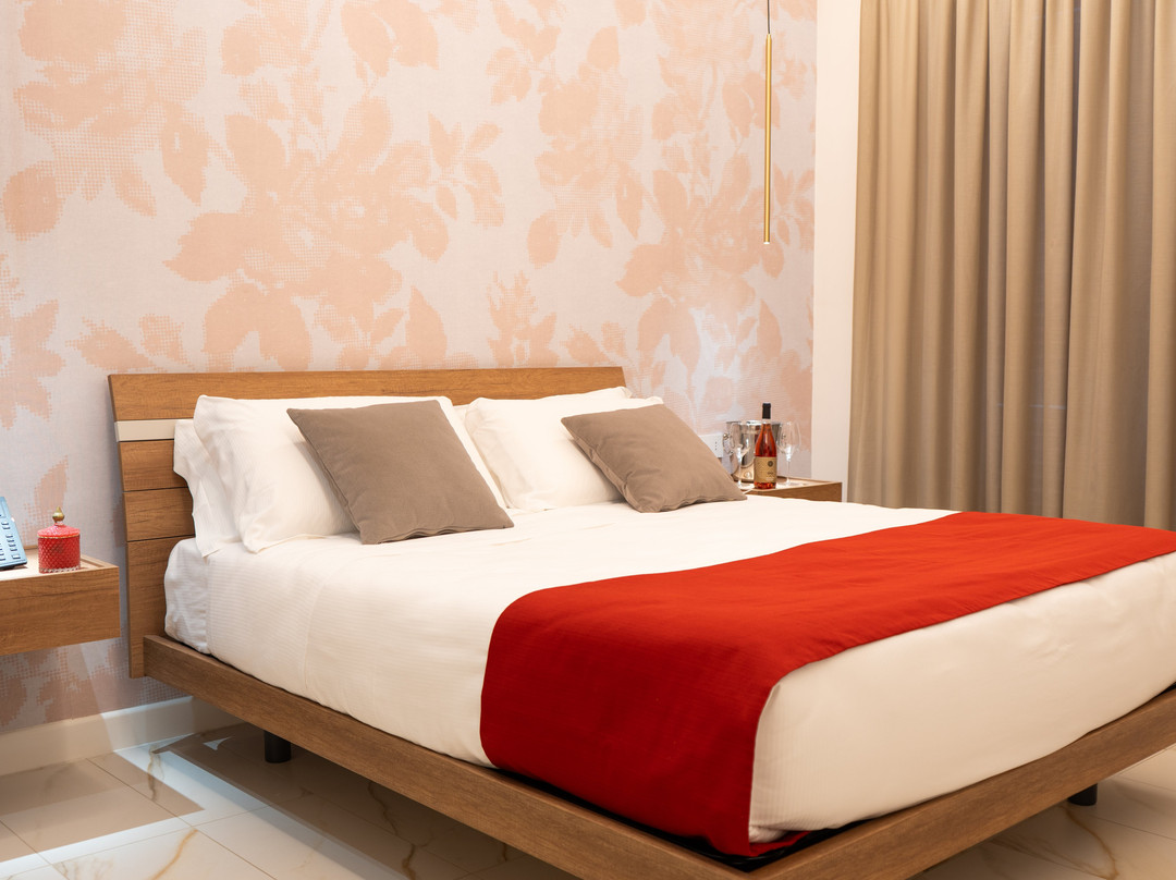 戴安娜酒店主图