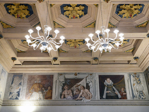 Palazzo Odescalchi-Albiolo必去景点