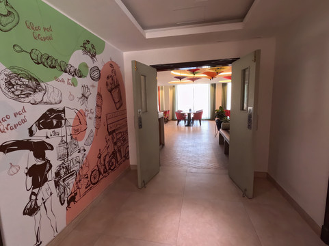 盛泰乐马斯喀特沙丘中心酒店主图