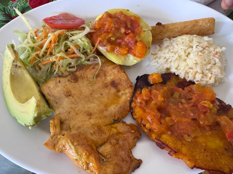 Kaanas Travel-麦德林必去景点