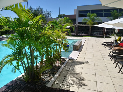 竞技场度假村主图