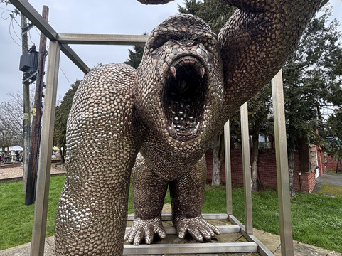 The British Ironwork Centre-奥斯沃斯特必去景点