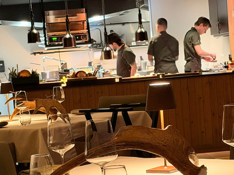 哈弗耶尔皮勒斯托瓦酒店主图