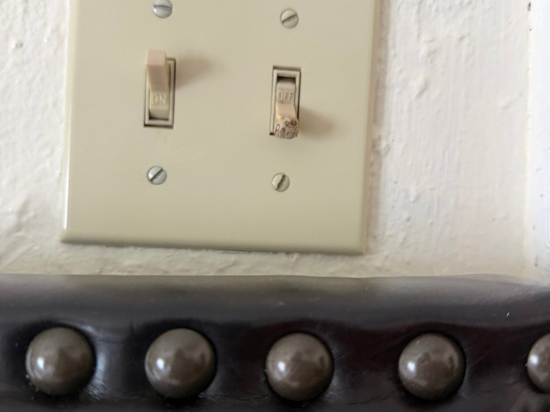 邦克山酒店主图