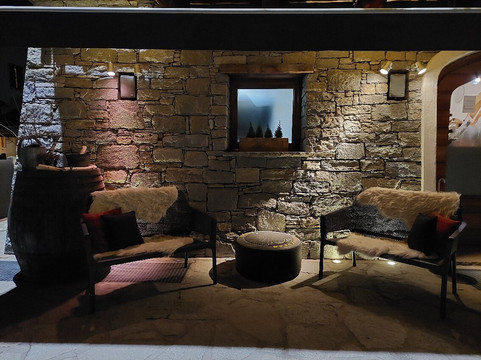 阿尔本小屋酒店主图