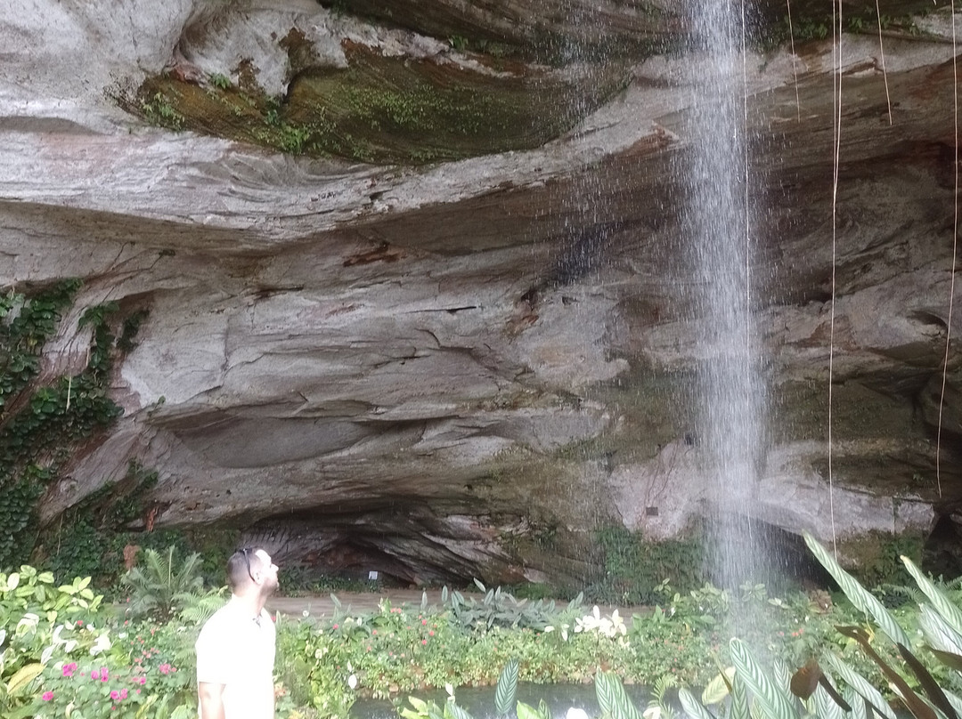 Gruta Dos Palhares-Sacramento必去景点