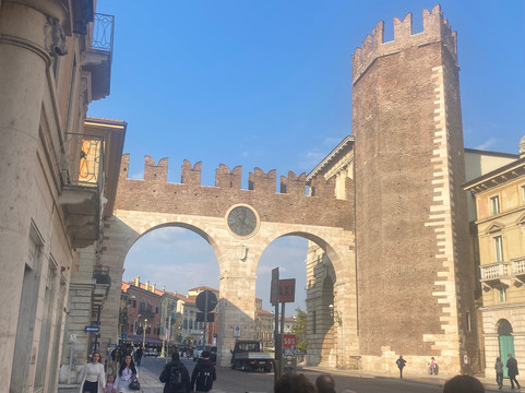 I Portoni della Bra-维罗纳必去景点
