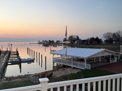 "怀尔德蒂尔曼岛"主图