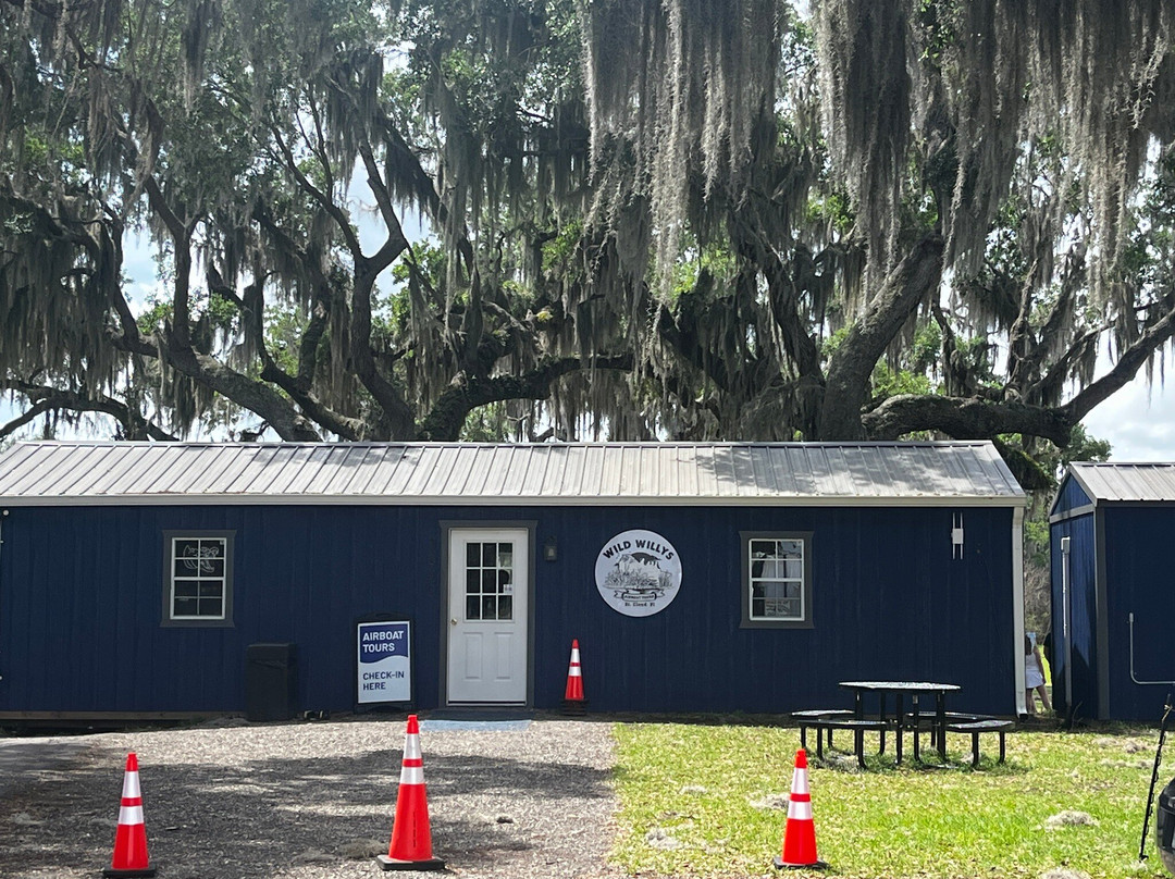 Wild Willy's Airboat Tours-圣克劳德必去景点