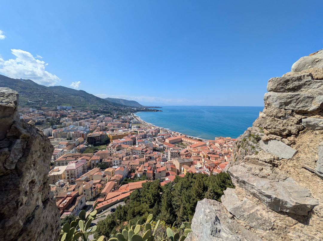 La Rocca-切法卢必去景点