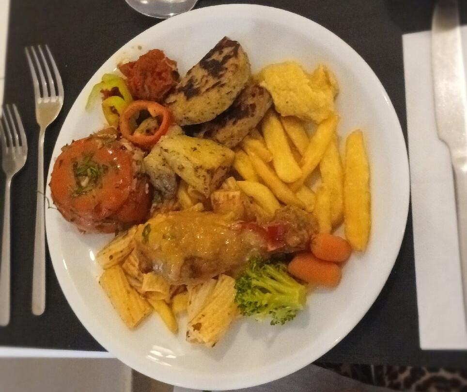 埃克罗特尔埃利亚海滩酒店主图