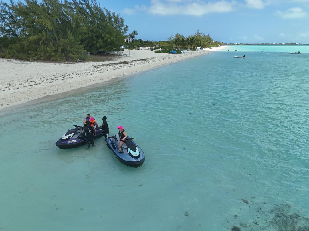 Champ ski-Long Bay Beach必去景点