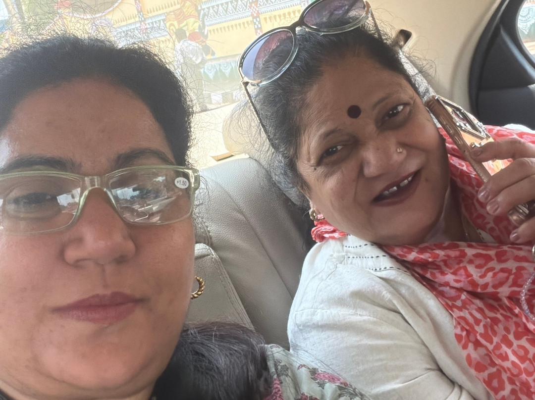 布巴内什瓦尔兰花IRA酒店主图