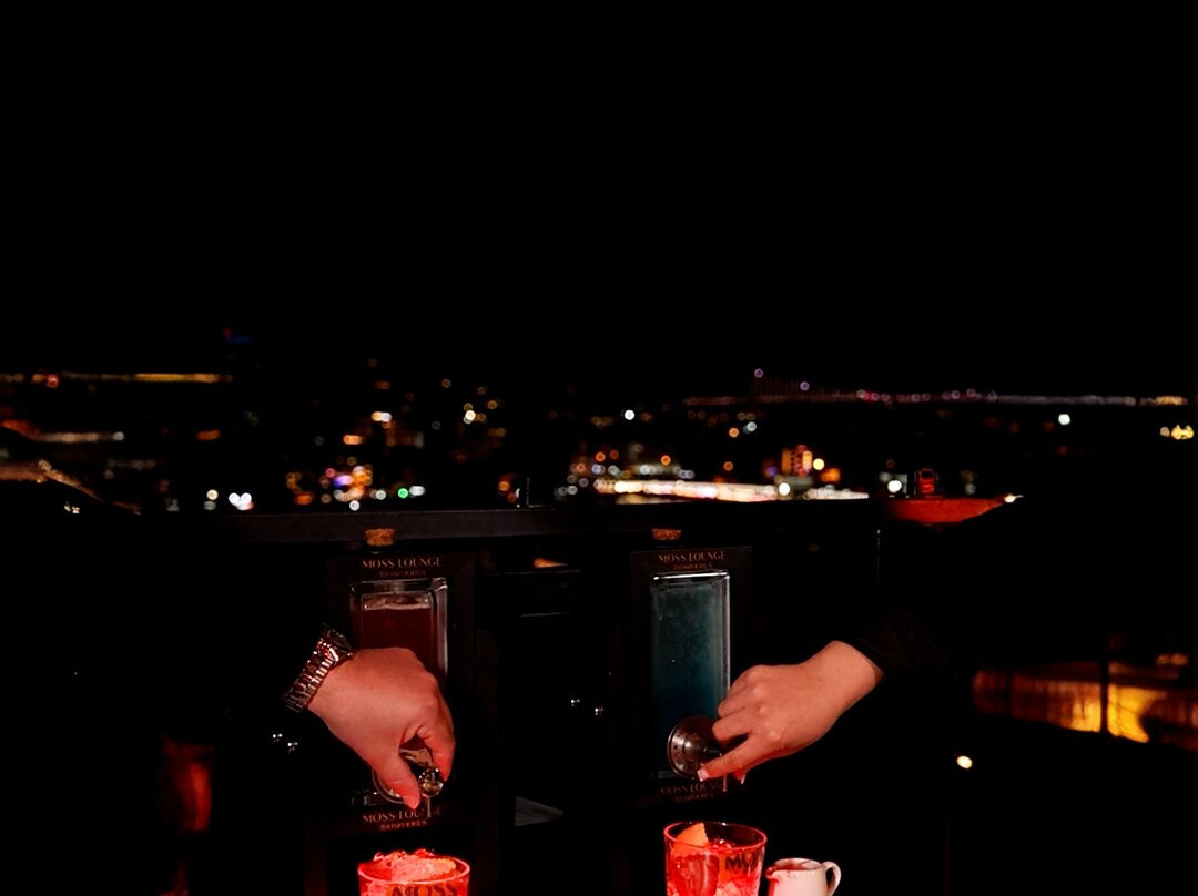 Moss Lounge The Bosphorus