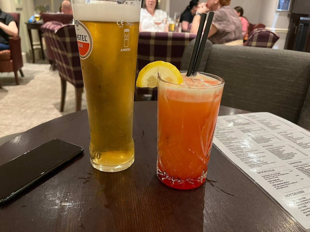 雷德沃斯大厅酒店主图