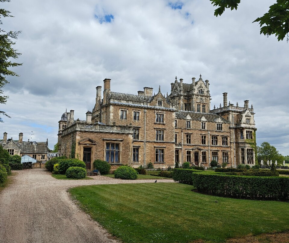 Warner Hotels - Thoresby Hall Hotel主图