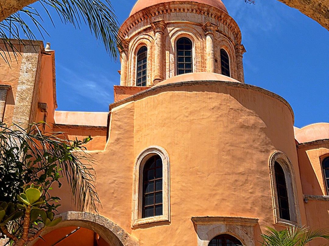 Holy Trinity Monastery (Agia Triada)-Akrotiri必去景点