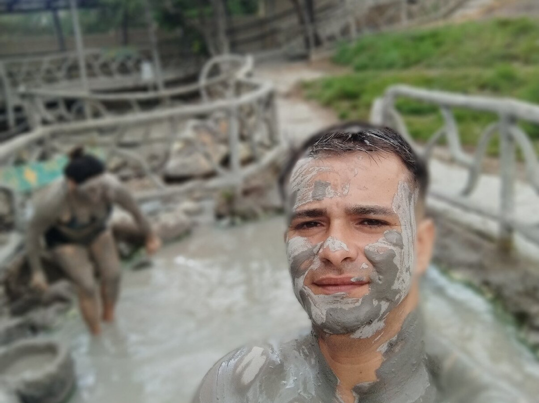 Las Hornillas Volcano Hot Springs-巴加塞斯區必去景点
