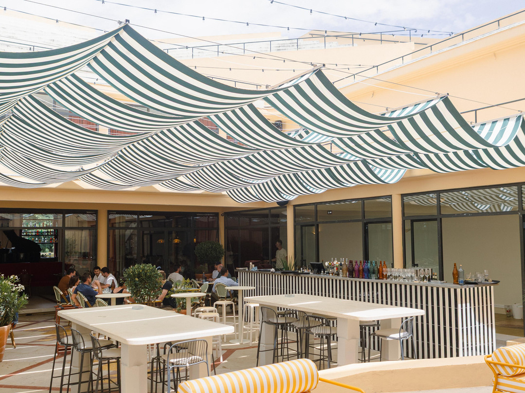 Les Tarbelles Brasserie