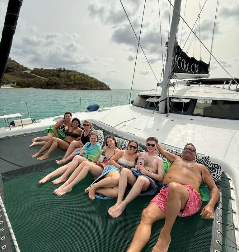 Catamaran Sailing Antigua-Jolly Harbour必去景点