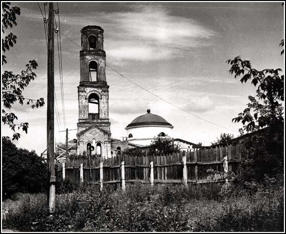 Belfry With The Church in Honor of Archangel Michael-Raifa必去景点