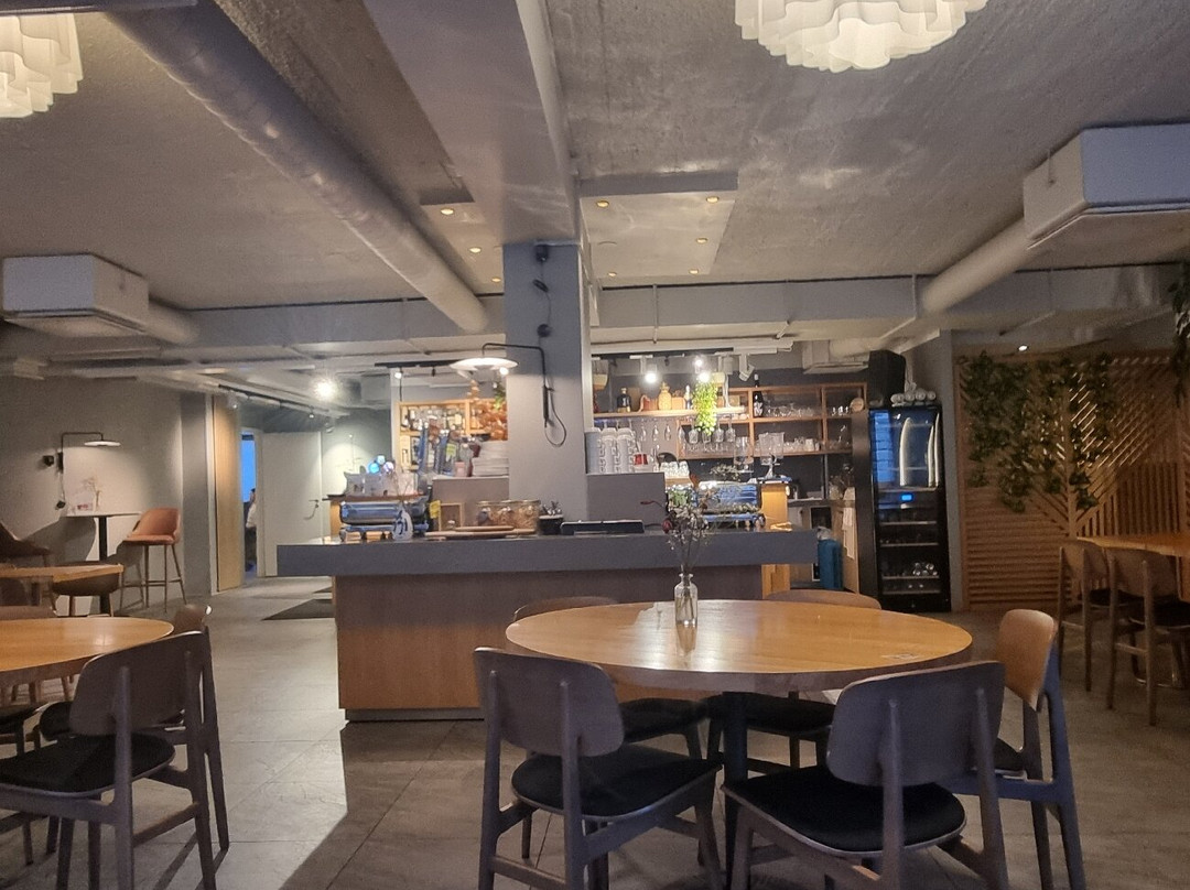 Dong Bei Hu Restaurant