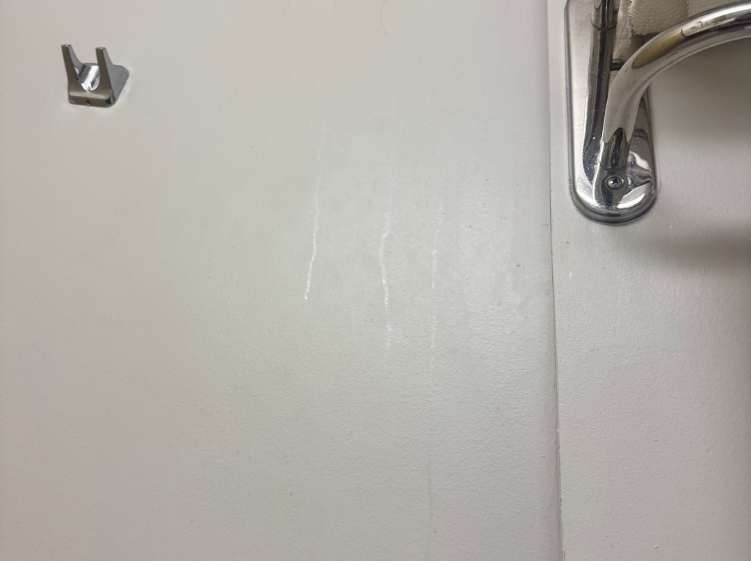 昆西麦客达套房酒店主图