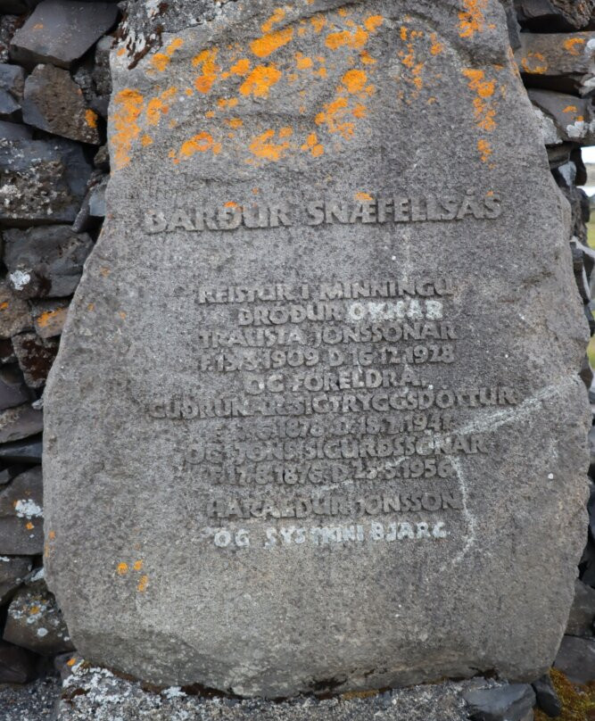 Bárður Snæfellsás Statue-Arnarstapi必去景点