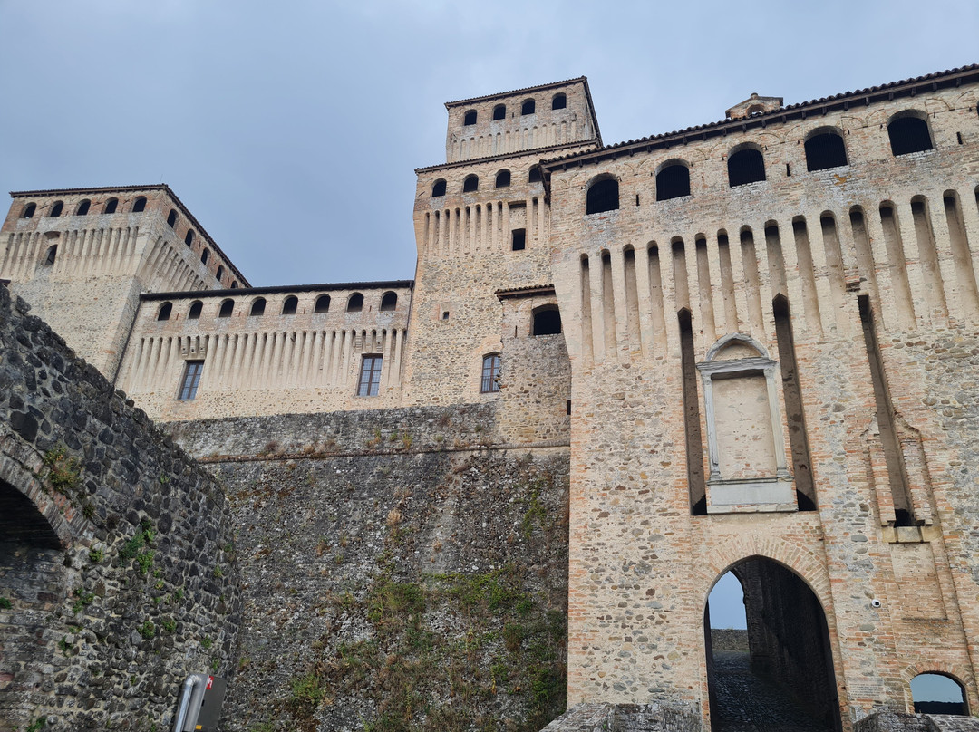 Castello Di Torrechiara-Torrechiara必去景点