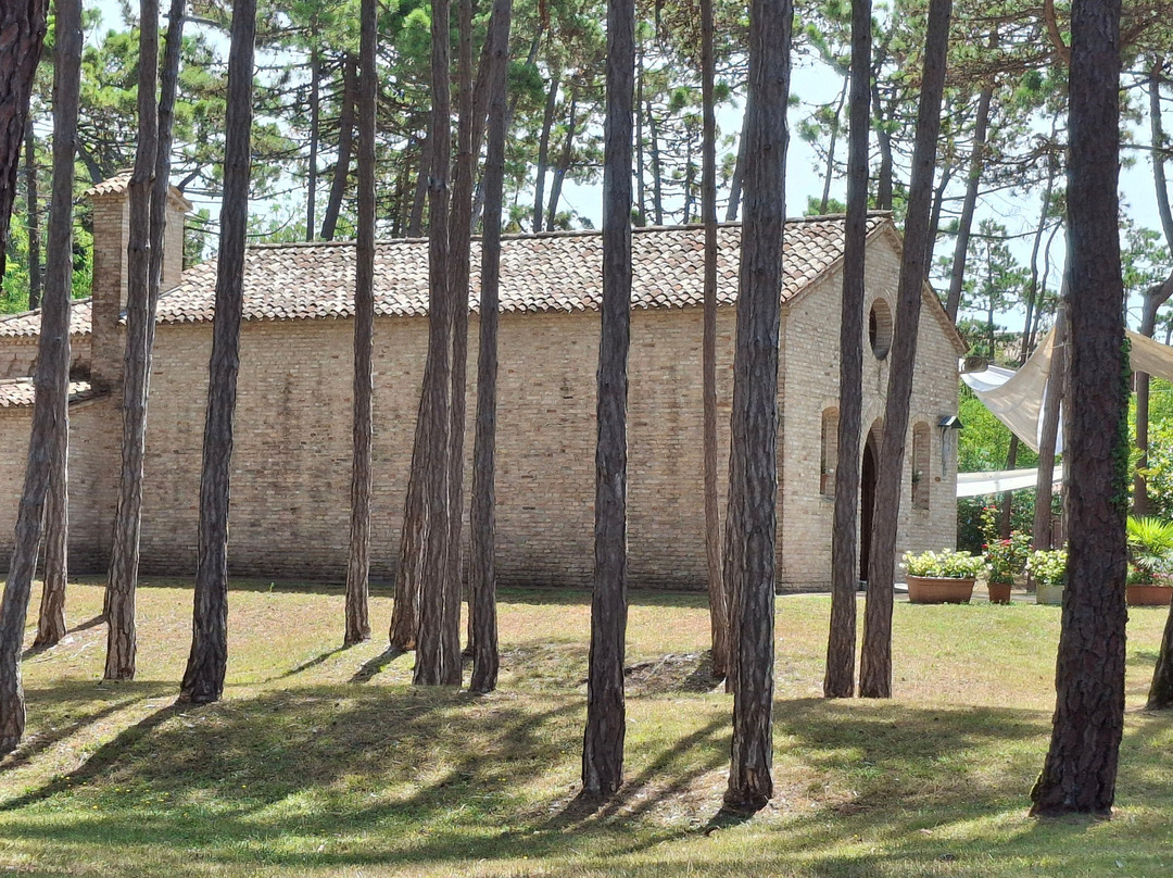 Chiesa di Santa Maria del Mare-利尼亚诺萨比亚多罗必去景点