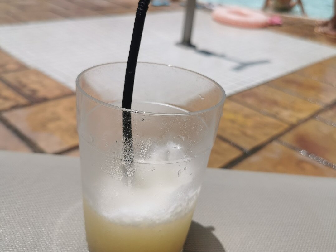 贾丁特奇纳酒店主图