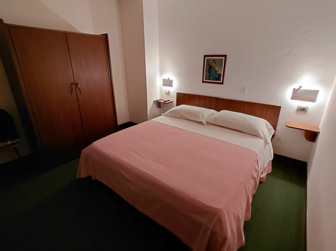 Pensione Paradiso