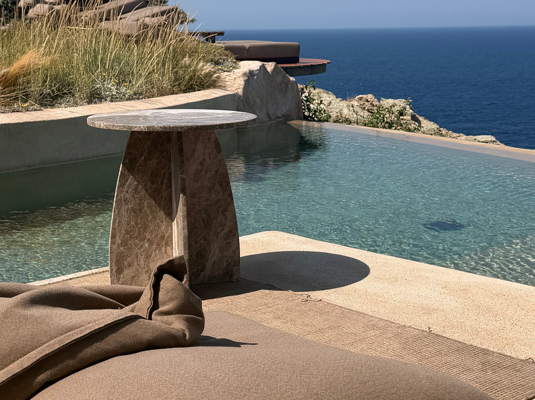 Acro Suites – A Wellbeing Resort主图