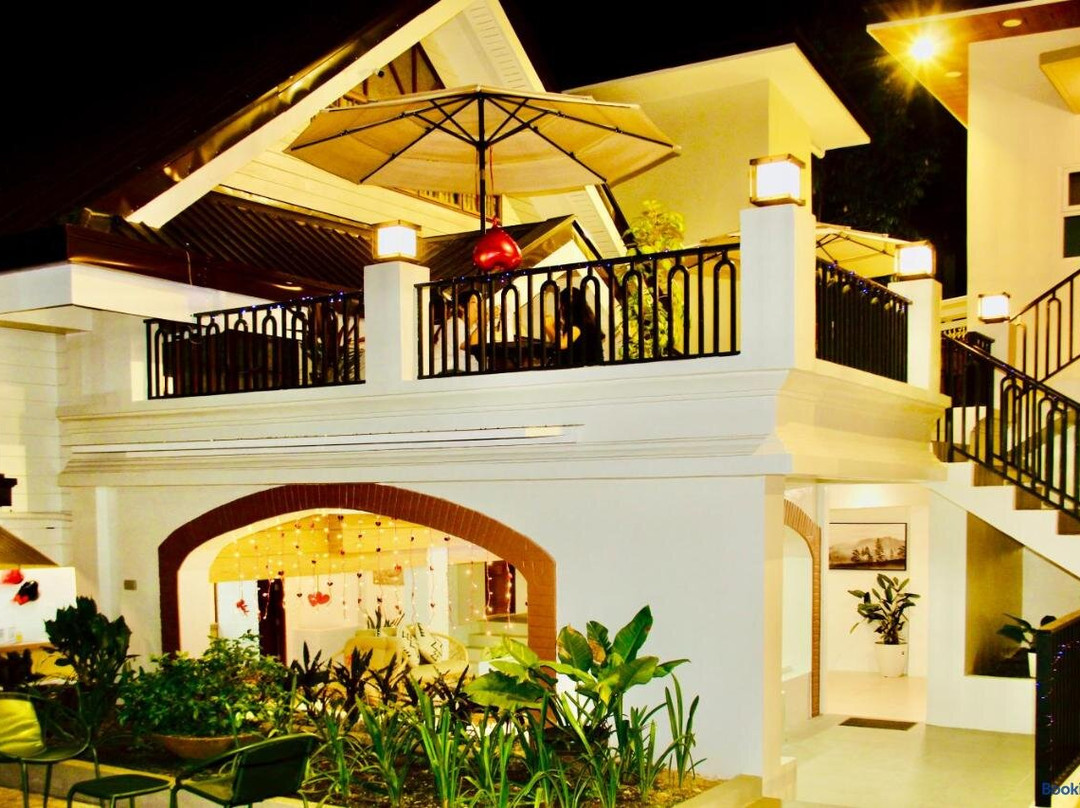 Hidden Oasis Resort